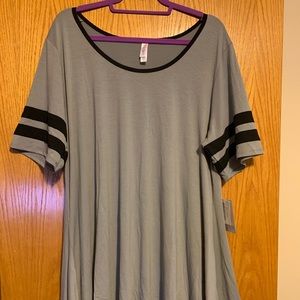 3XL Gray Swing T with jersey sleeve stripes - NWT
